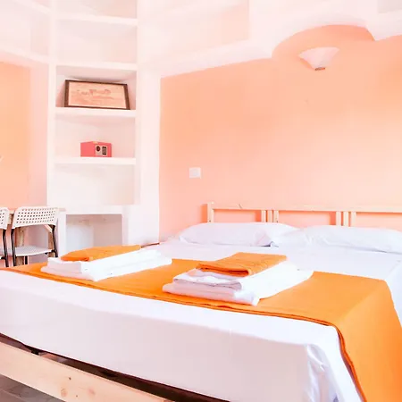 Oda ve Kahvaltı Villino Elda Roma