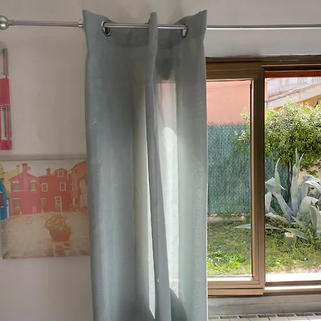 Oda ve Kahvaltı Villino Elda Roma